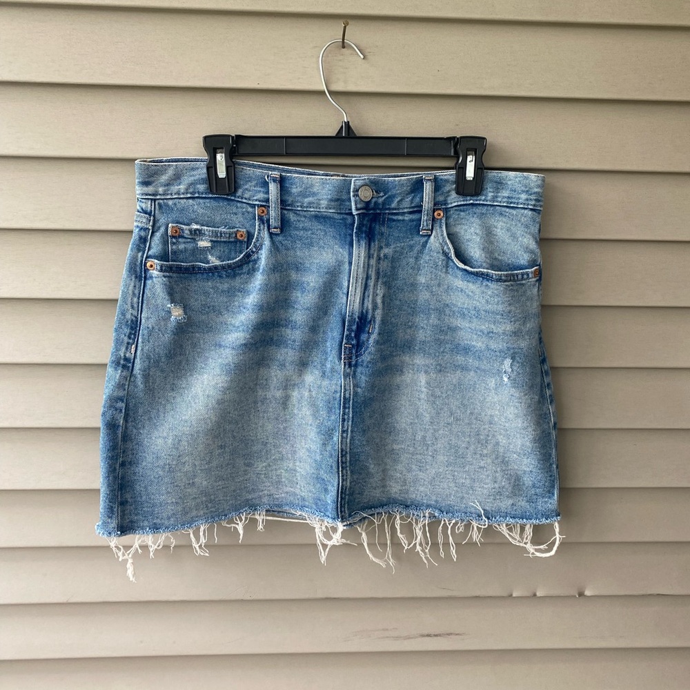 GAP Blue Denim Distressed Skirt